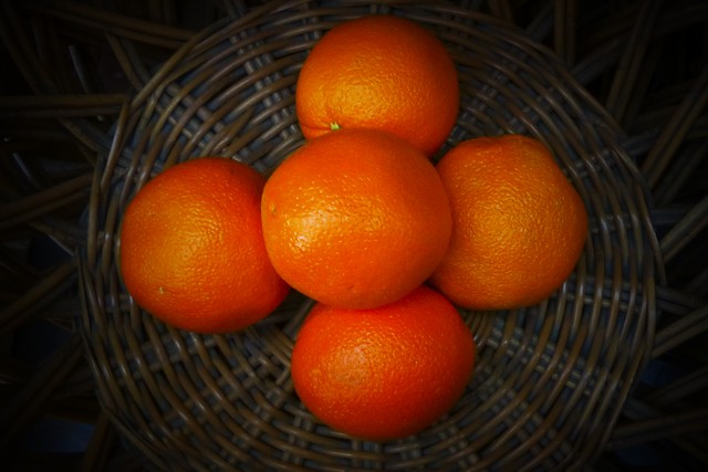Oranges - Photography by Eric Bocquet
